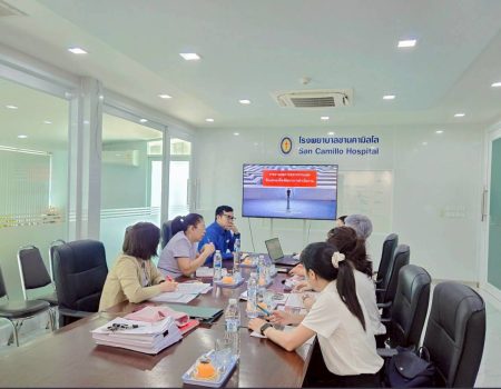 LINE_ALBUM_ประชุมรายงานผลการตรวจทานและข้อเสนอเพ_260404_9